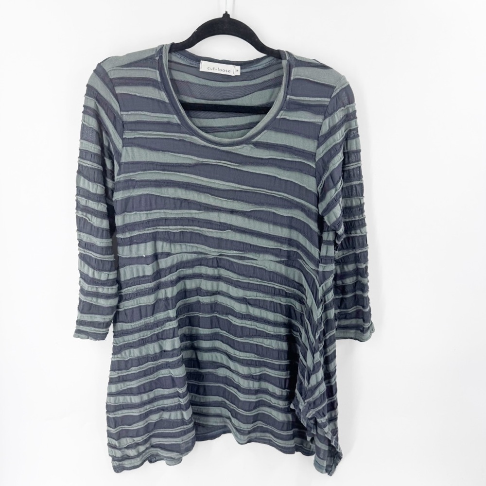 ✅ Cut Loose Mesh Textured Lagenlook Tunic Top Gray Striped Asymmetrical Hem‎ Med
